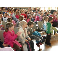 Csodamalom bábelőadás - Fülenagy, a kíváncsi kiselefánt (20)