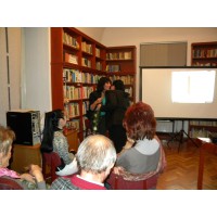 Memento mozi -  Béres Beáta könyvbemutatója - Könyvtári összefogás hete 2013 (6)