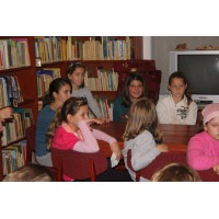 Mi történik éjszaka a könyvtárban? - Könyvtári összefogás hete 2013 (9)